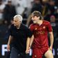 Edoardo Bove e José Mourinho na Roma - Foto: IMAGO