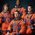 Eis a tripulação: Christina Koch, Reid Wiseman, Victor Glover (da NASA) e Jeremy Hansen (da Agência Espacial Canadiana) - Foto: NASA