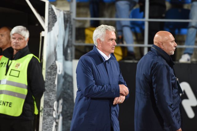José Mourinho em Rio Maior. Foto: Sérgio Miguel Santos (Casa Pia-Benfica)