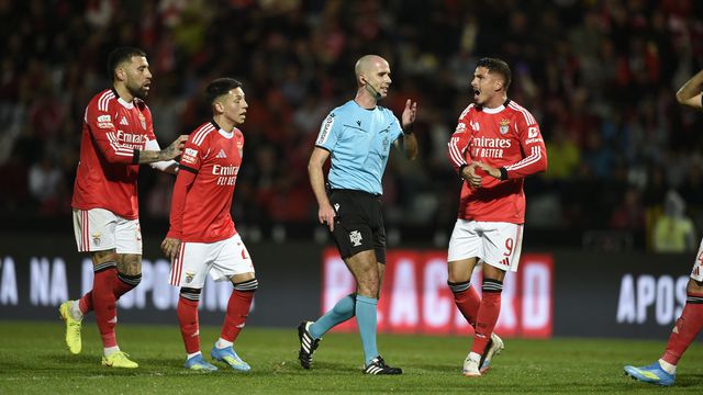 Fase do jogo entre o Casa Pia e o Benfica (foto: Sérgio Miguel Santos)