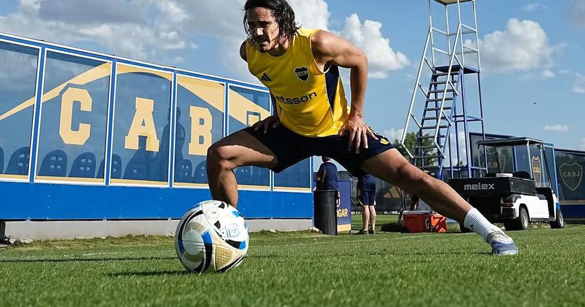 Cavani já toca na bola e faz vibrar adeptos do Boca