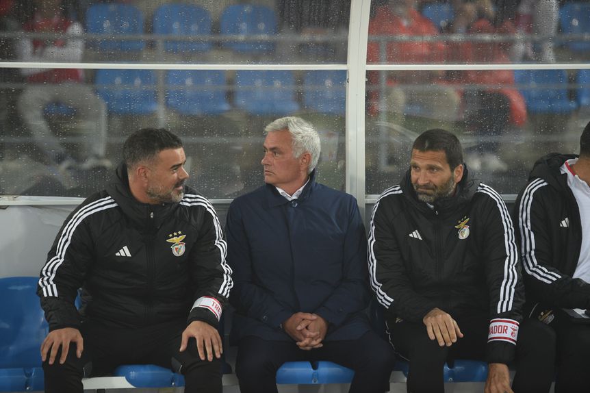 José Mourinho, treinador do Benfica (foto: Sérgio Miguel Santos/Kapta+)