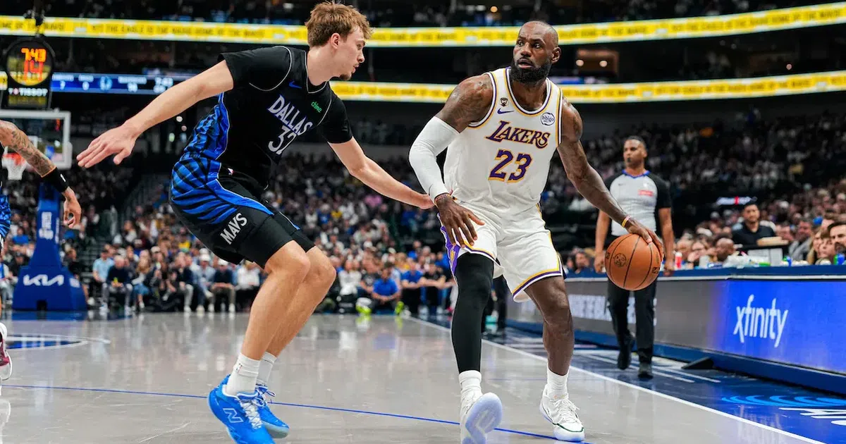 Tem 19 anos, fez 97 pontos em dois dias e bateu LeBron James