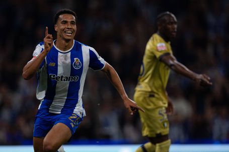 FC Porto: Alberto reitera que não cuspiu em Sorriso