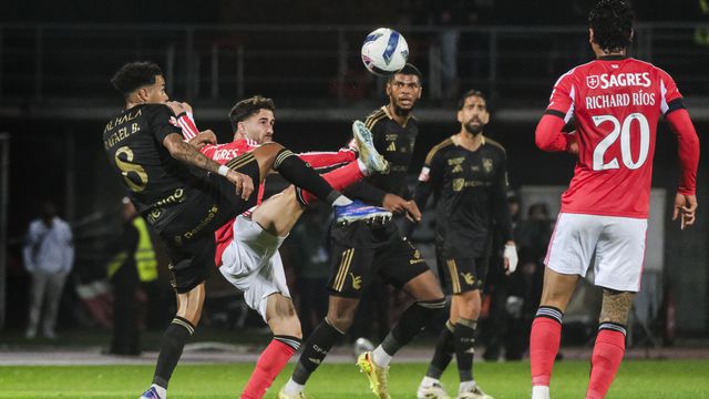 Rafael Brito marcou frente ao Benfica - Foto: EPA/CARLOS BARROSO