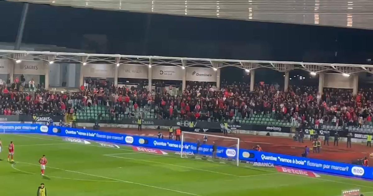 Assobios em Rio Maior: adeptos do Benfica não perdoam equipa (vídeo)