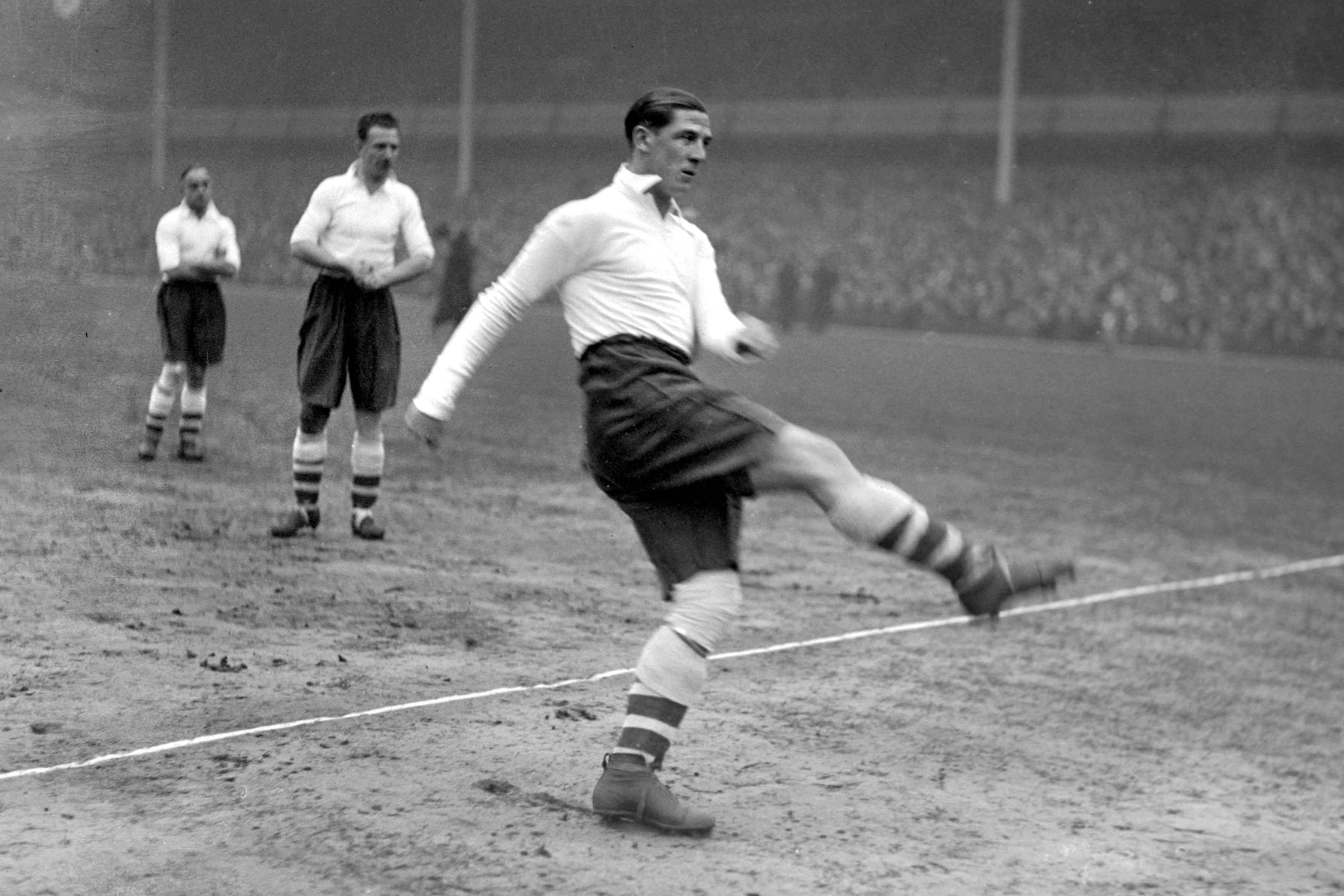 Ted Drake – 139 golos (IMAGO)