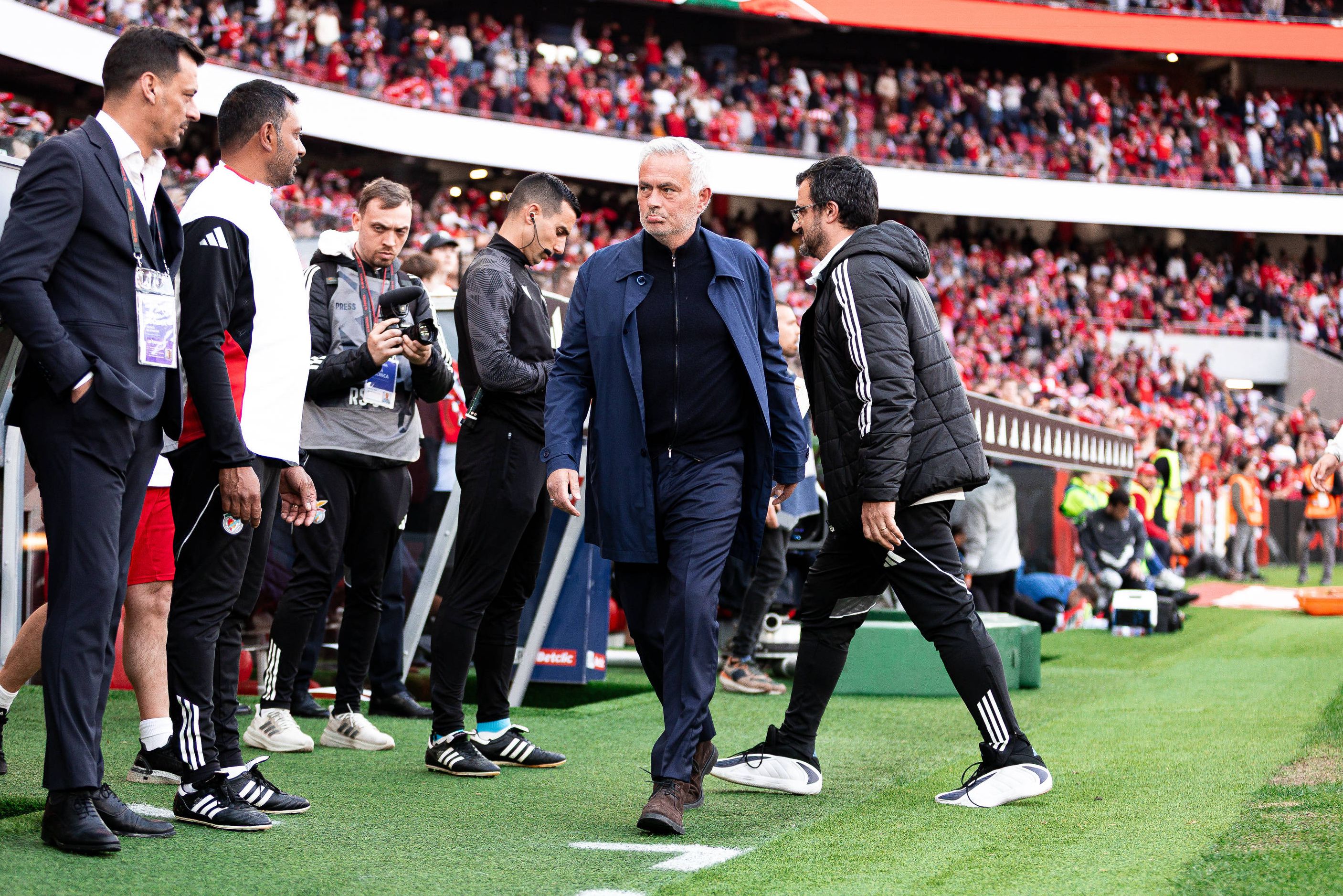 José Mourinho, treinador do Benfica