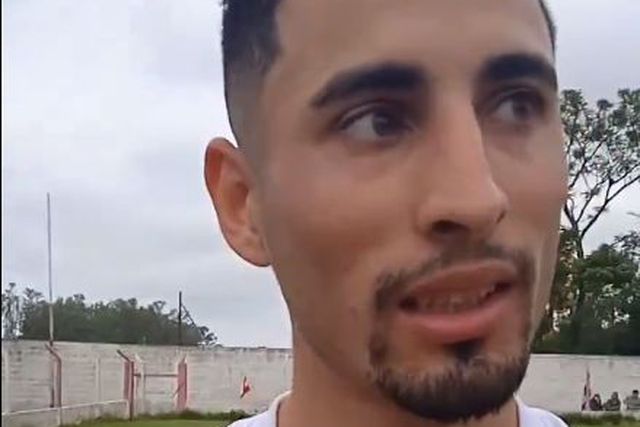 «El Loco» Bielsa convoca jogador amador para a seleção do Uruguai