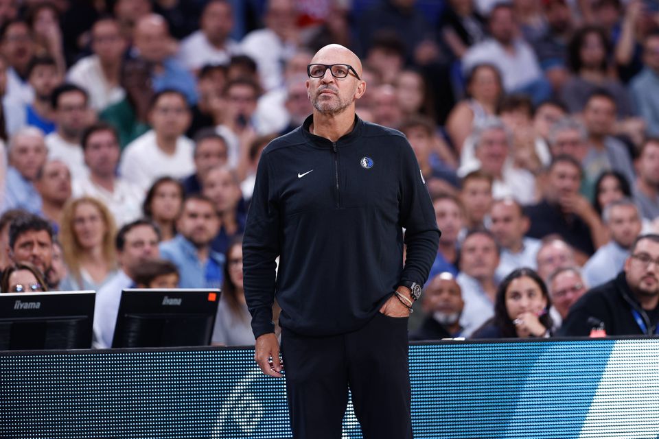 Dallas Mavericks renovam contrato com Jason Kidd