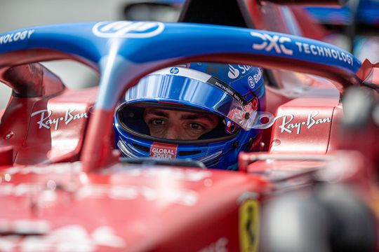 Sainz desce para 5.º após penalização no GP de Miami