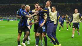 Os golos que deixam o Inter com um pé em Munique ao intervalo (vídeos)