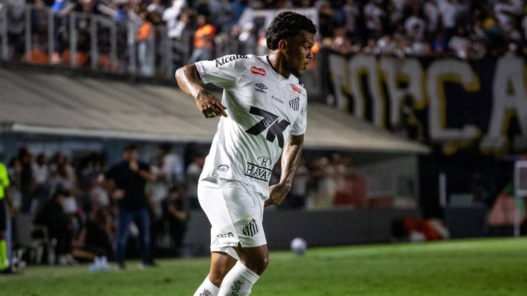 Mercado FC Porto: Gabriel Veron prestes a ter novo clube