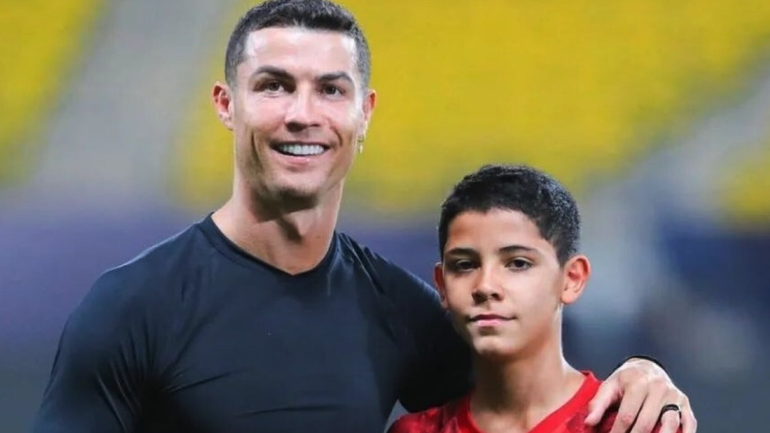 A lista dos pais e filhos que já jogaram, agora com CR7 e Cristianinho (fotogaleria)