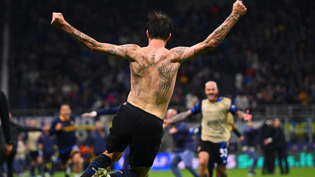 Se houvesse futebol no século XVI, este jogo seria quadro de Da Vinci (crónica)