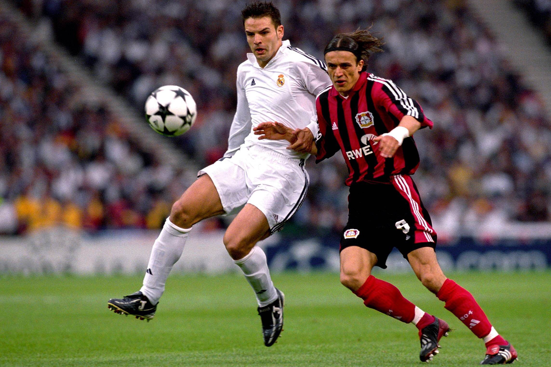 Bayer Leverkusen – 100% (em 2002). Foto: IMAGO
