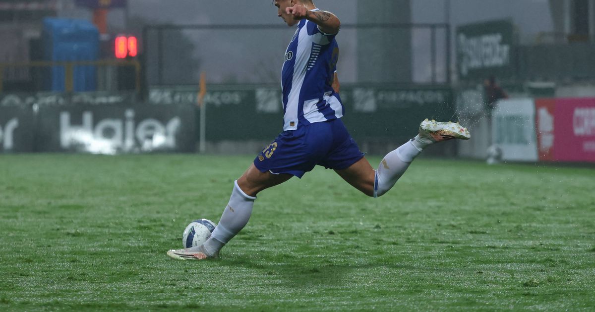 FC Porto: novidades sobre o estado físico de João Teixeira e Melnichenko