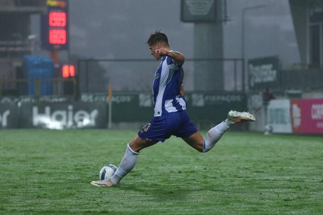 FC Porto: novidades sobre o estado físico de João Teixeira e Melnichenko
