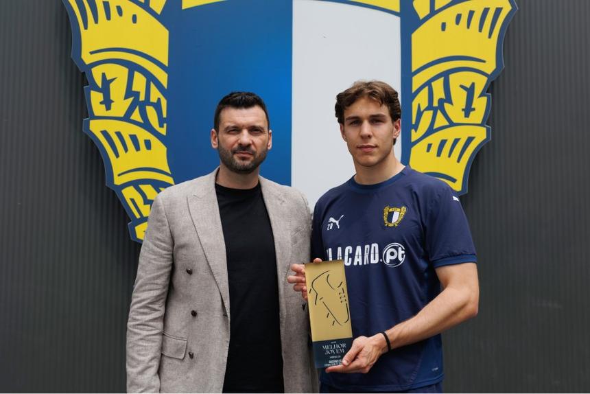 Gustavo Sá recebeu a distinção - Foto: Famalicão