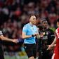 João Pinheiro durante o PSG-Bayern - Foto: IMAGO