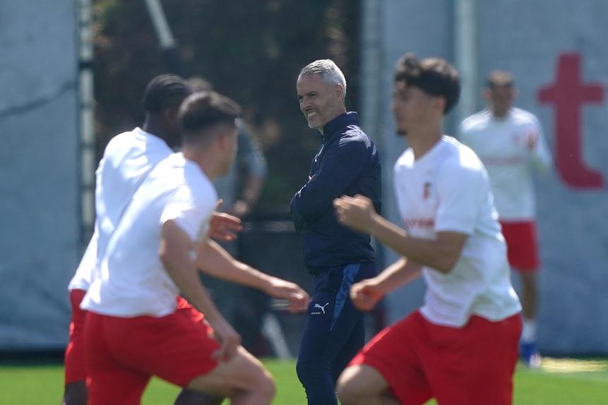 Sorrisos de Vicens no treino em Braga denotaram confiança para fazer história esta quinta-feira (Foto Hugo Delgado/LUSA)