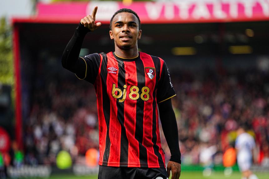 Eli Junior Kroupi, avançado do Bournemouth - Foto: IMAGO