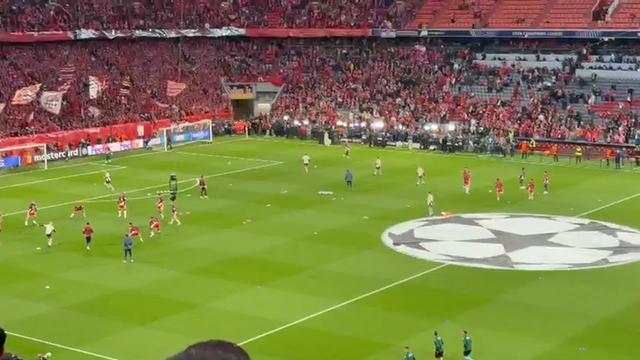 Aquecimento no Bayern-PSG