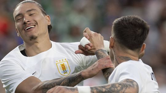 Vídeo: Hat-trick de Darwin Núñez na goleada do Uruguai ao México