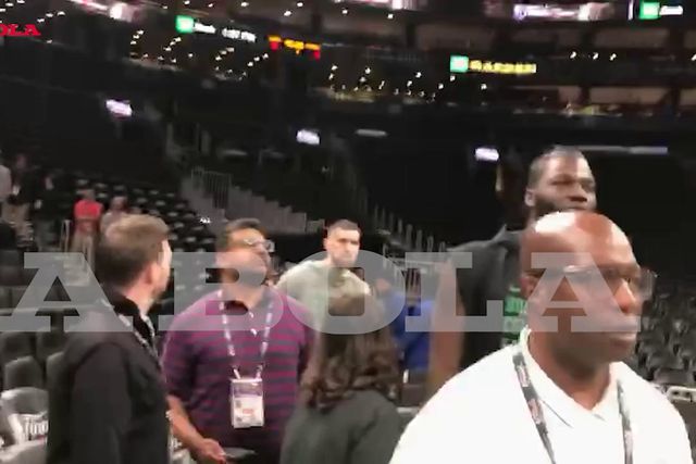 Neemias chega ao palco da final: «Nada de novo...»