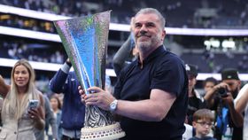 Oficial: bateu Amorim na final da Liga Europa, mas é despedido do Tottenham