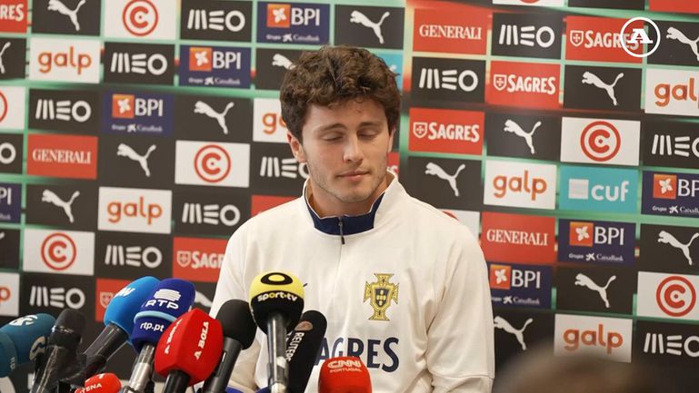 João Neves fala sobre os jogadores do Benfica a apoiar o PSG