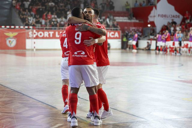 Benfica não dá hipóteses ao SC Braga e está de volta à final