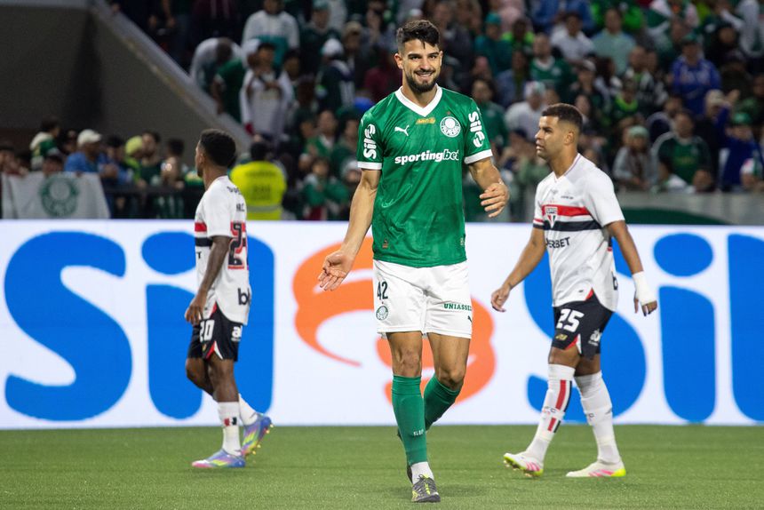 Flaco López será adversário do FC Porto no Mundial de Clubes, mas não poupa nos elogios aos azuis e brancos (Foto: IMAGO)