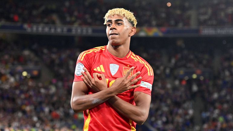 Lamine Yamal igualou recorde... de Pelé!