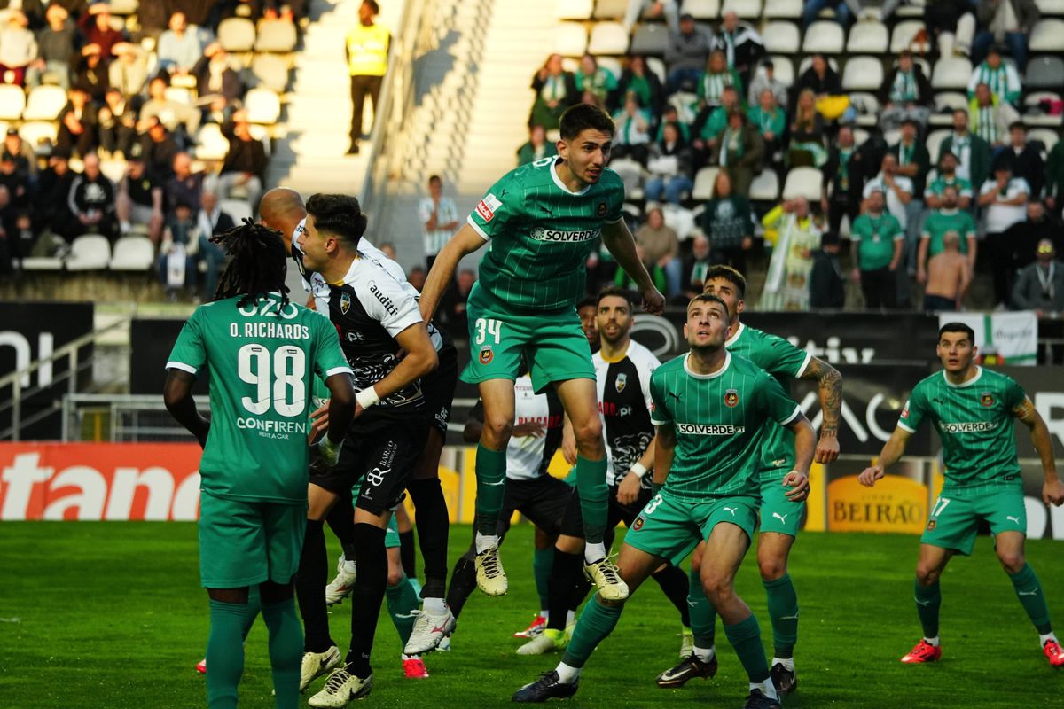 Mercado Rio Ave: gigante britânico (também) faz mira a Demir Tiknaz