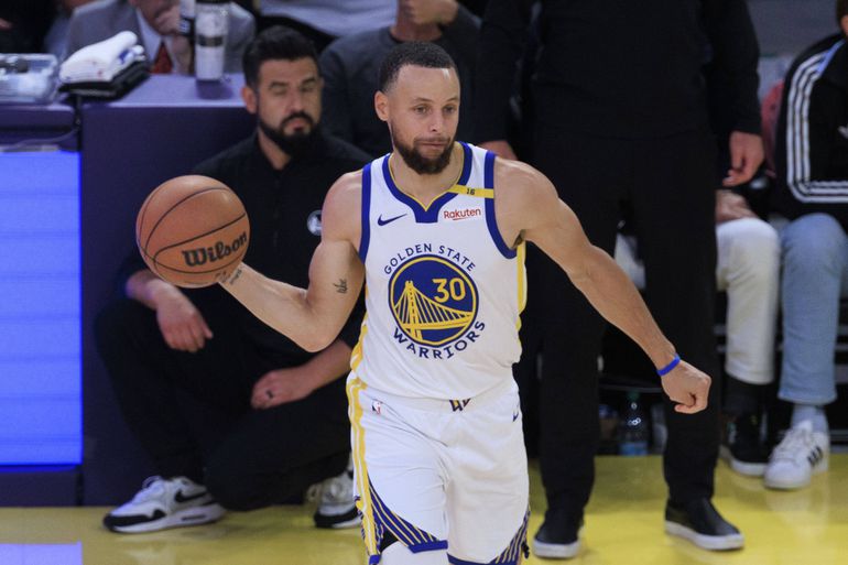 Steph Curry admite sofrer de síndrome do impostor