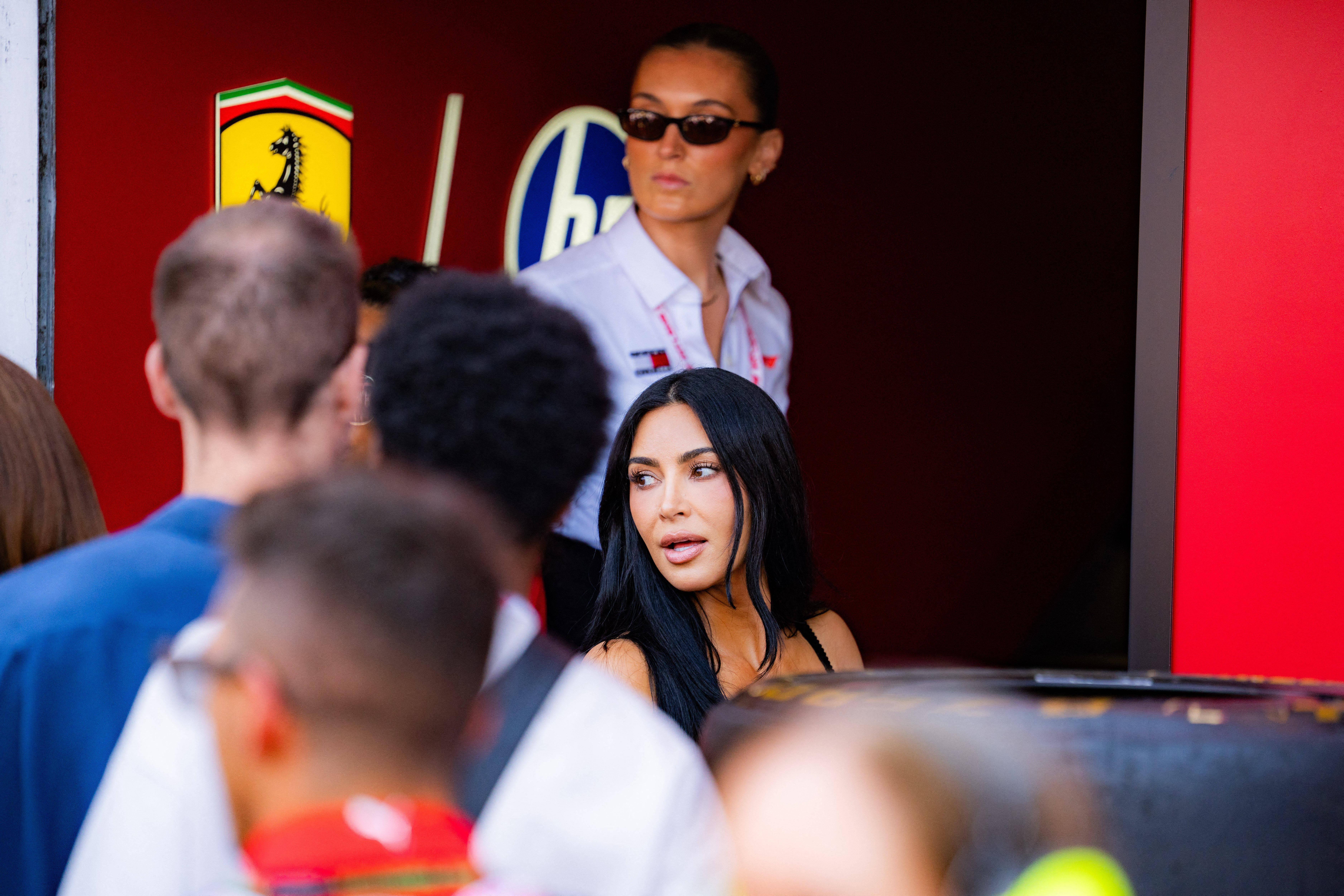 Kim Kardashian no Mónaco a convite de Lewis Hamilton - foto: Imago