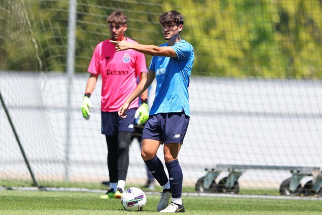 'Bês' de FC Porto e SC Braga empatam em jogo-treino