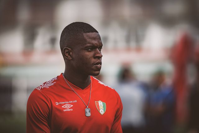 Shinga ruma ao Alverca e Estrela publica despedida