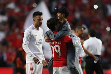 «Capote»: irmão de João Félix festeja goleada do Benfica ao Atlético Madrid