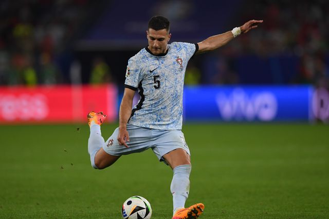 Diogo Dalot: «Despedimo-nos de cabeça erguida»