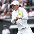 Swiatek e Bencic vencem e vão defrontar-se nas meias-finais em Wimbledon
