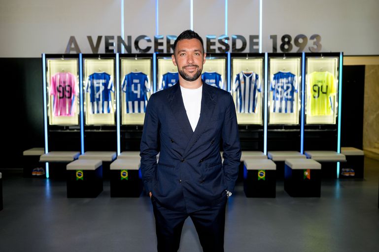 FC Porto: «Futebol de Farioli terá mais qualidade do que o de Anselmi»