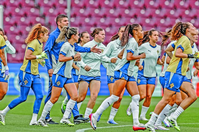 A Seleção Nacional treinou-se no relvado que será o palco do jogo com Itália, o Estádio de Genebra