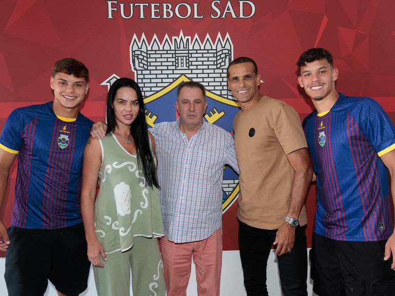 Mercado: Chaves contrata filhos de antigo astro mundial
