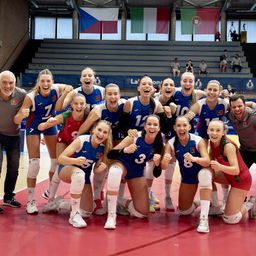 Portugal garante Euro sub-22 feminino