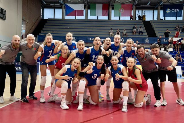 Portugal garante Euro sub-22 feminino