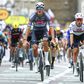 Tour 2025: Van der Poel bate Pogacar e Vingegaard ao sprint e conquista amarela