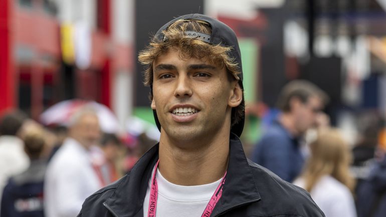 «Parece-me difícil que João Félix e Thiago Almada joguem no Benfica na próxima época»