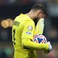 Guarda-redes Donnarumma abalado